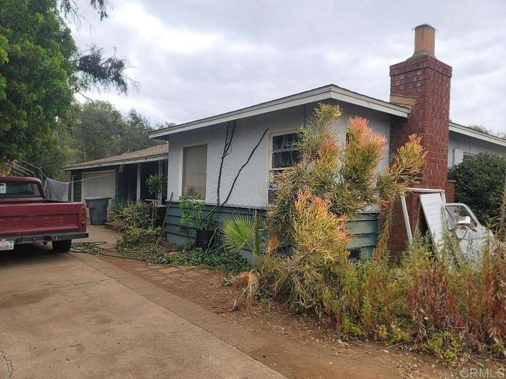 1.7 Acres of Land with Home for Sale in Vista, California