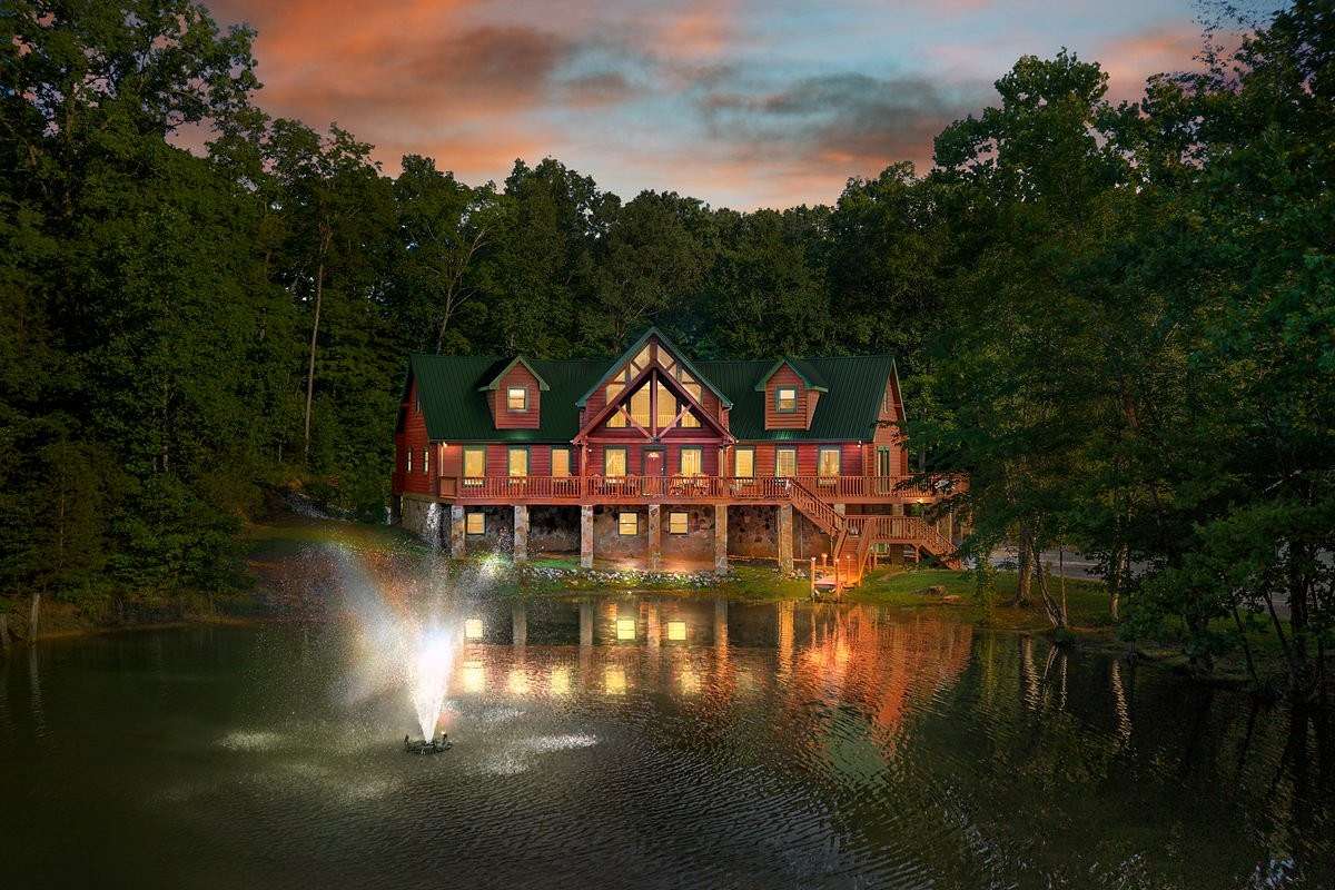 6.78 Acres of Land with Home for Sale in Charlotte, Tennessee