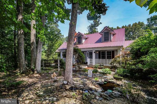 7 Acres of Land with Home for Sale in Front Royal, Virginia