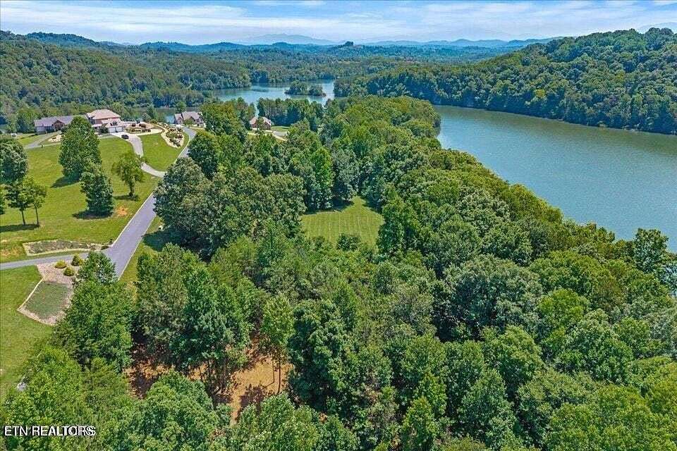 0.92 Acres of Residential Land for Sale in Madisonville, Tennessee