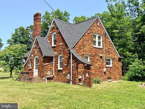 3 Acres of Land with Home for Sale in Warfordsburg, Pennsylvania