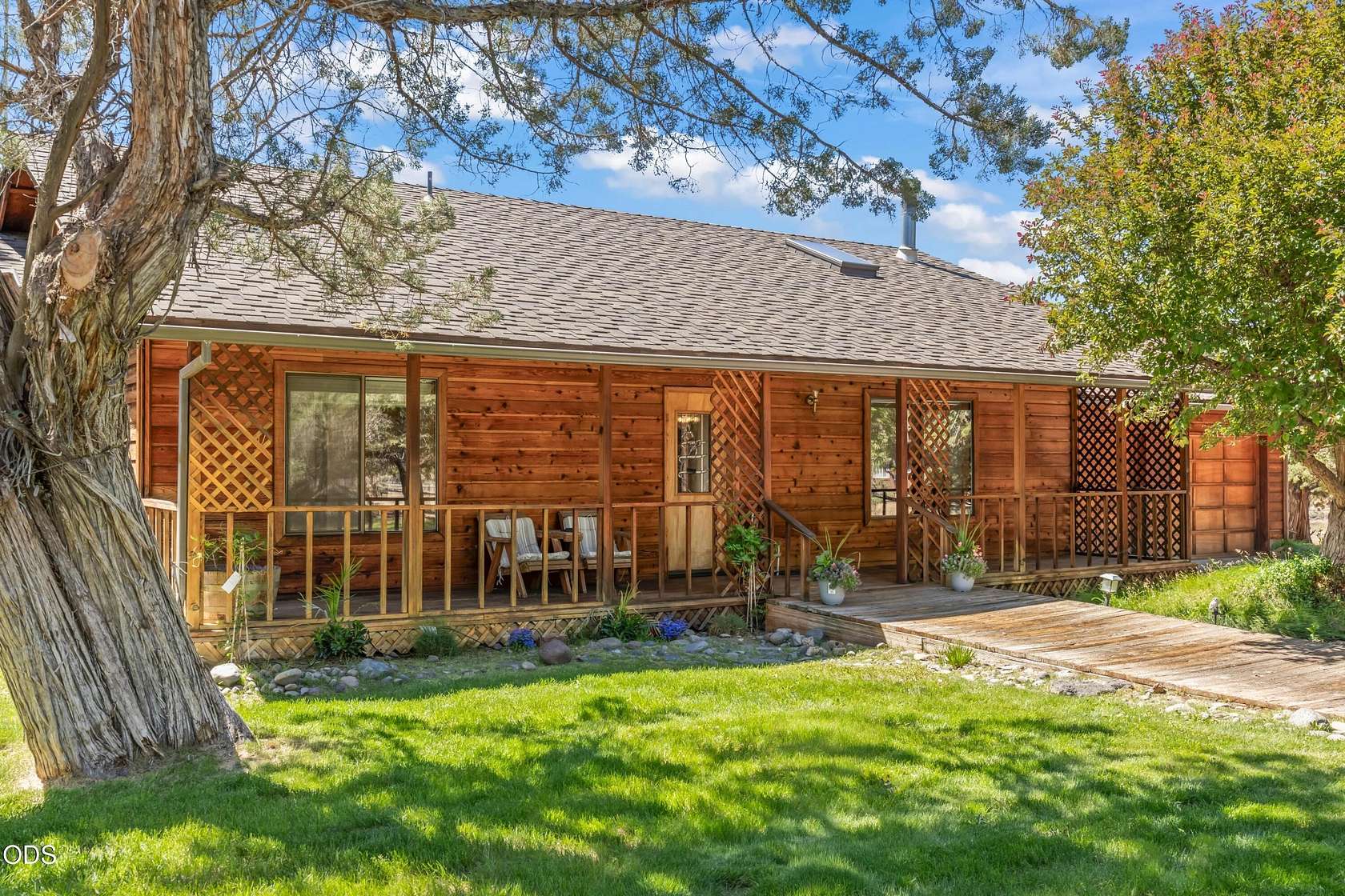 2.85 Acres of Land with Home for Sale in Bend, Oregon