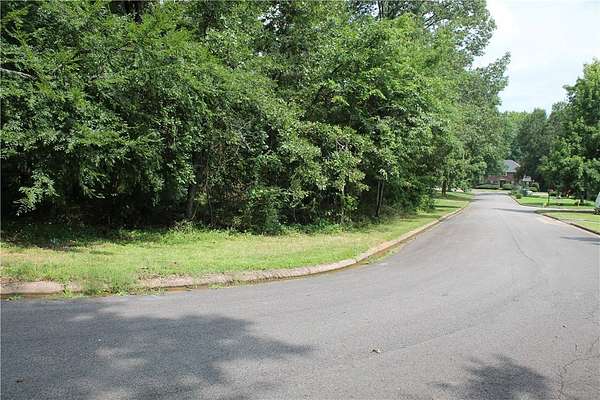 1.25 Acres of Residential Land for Sale in Russellville, Arkansas