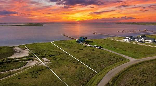 1.29 Acres of Residential Land for Sale in Rockport, Texas