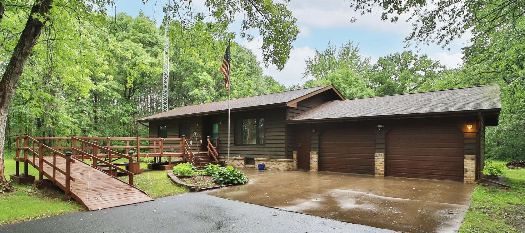 6 Acres of Land with Home for Sale in Brainerd, Minnesota
