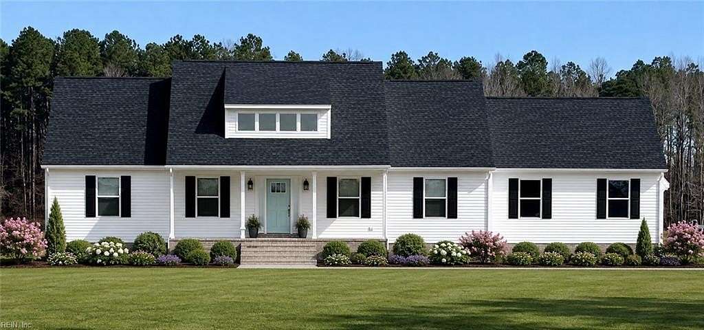 10 Acres of Land with Home for Sale in Suffolk, Virginia
