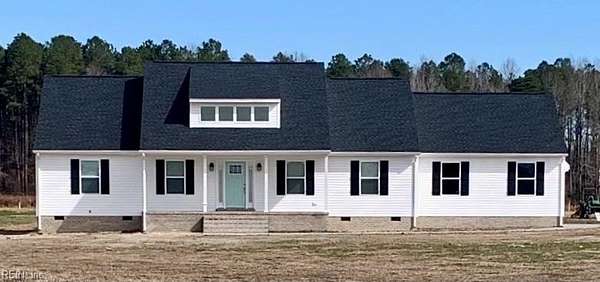 10 Acres of Land with Home for Sale in Suffolk, Virginia