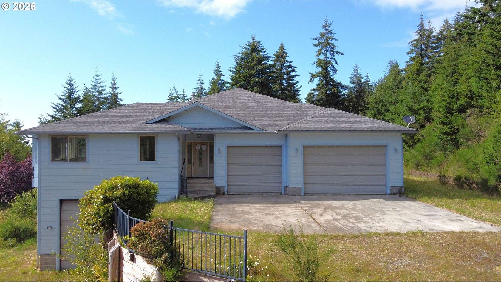 20 Acres of Land with Home for Sale in Langlois, Oregon