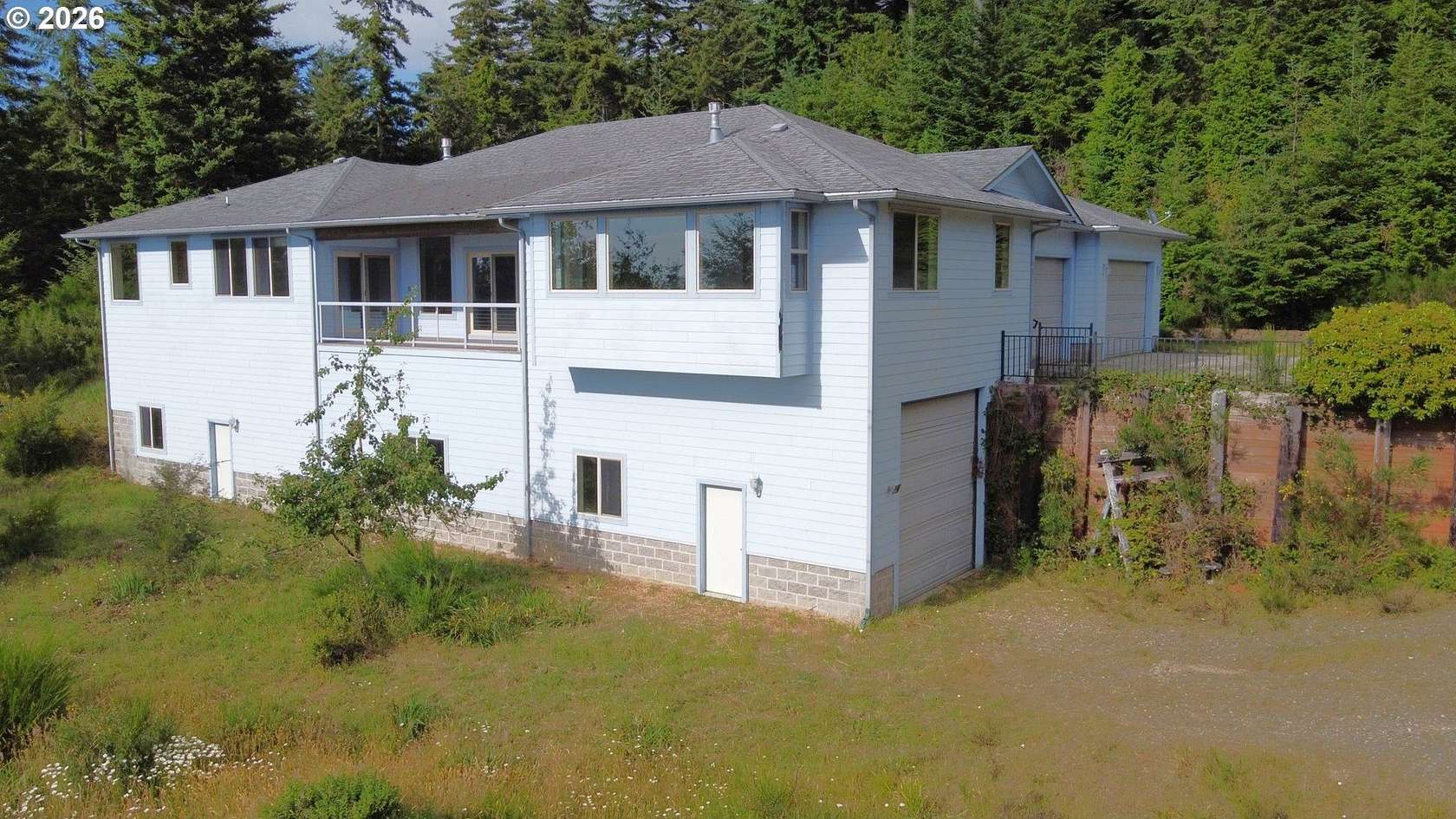 20 Acres of Land with Home for Sale in Langlois, Oregon