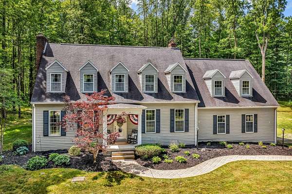 4.38 Acres of Land with Home for Sale in Mansfield, Ohio