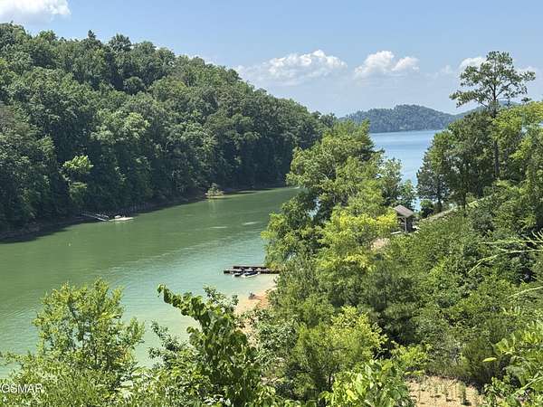 0.98 Acres of Residential Land for Sale in Dandridge, Tennessee