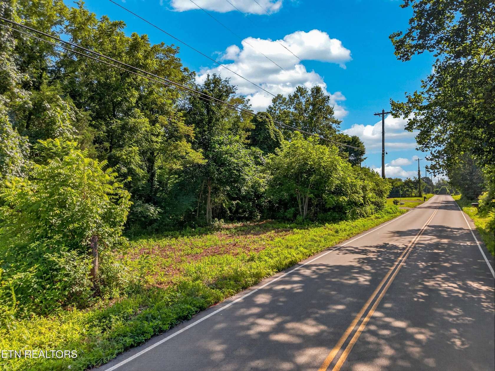 2 Acres of Residential Land for Sale in Bean Station, Tennessee