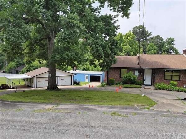 2 Acres of Land with Home for Sale in Little Rock, Arkansas