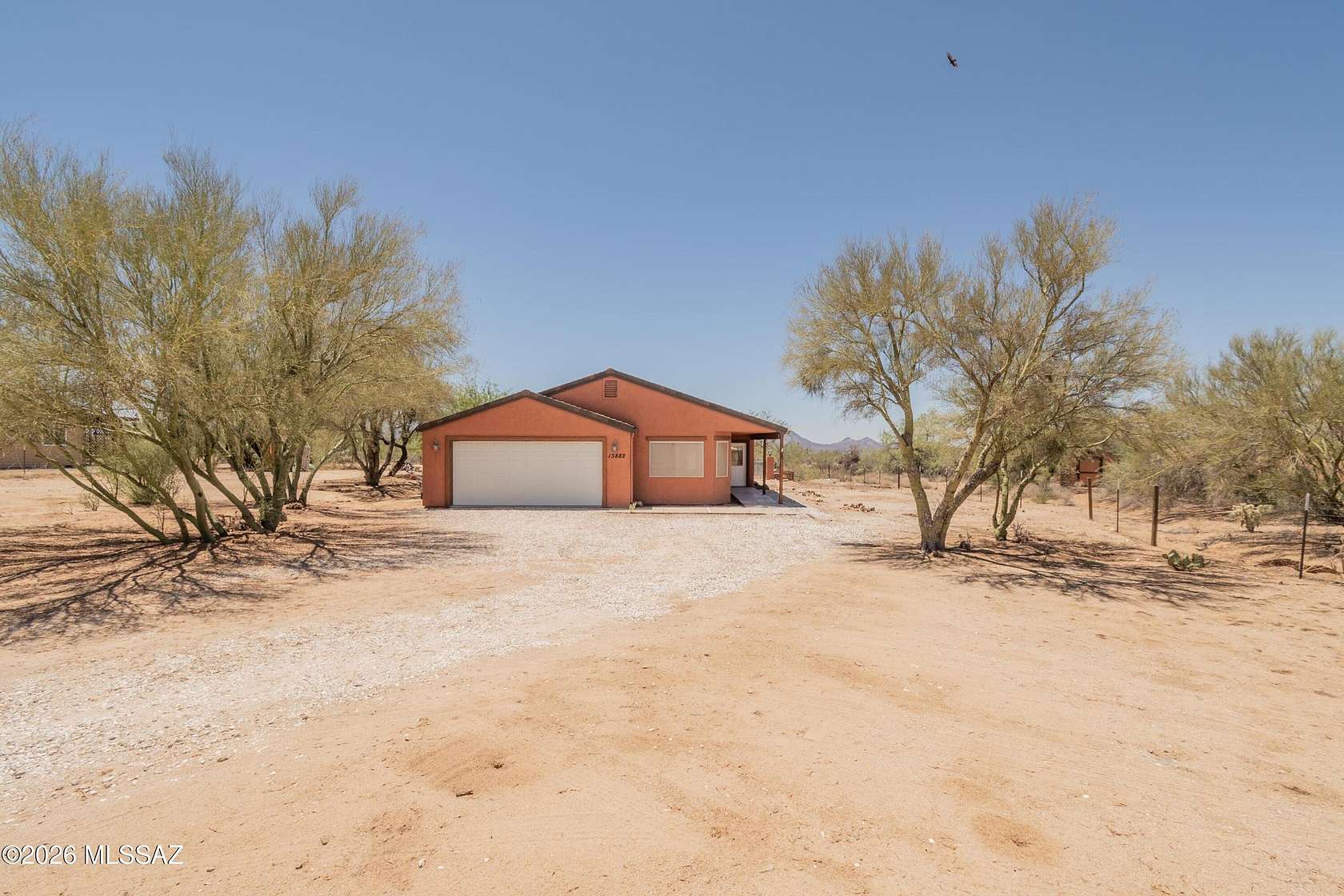 1.5 Acres of Land with Home for Sale in Tucson, Arizona