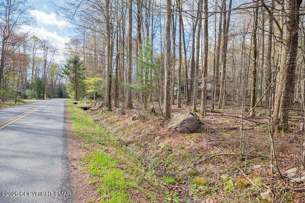 0.55 Acres of Residential Land for Sale in Pocono Pines, Pennsylvania
