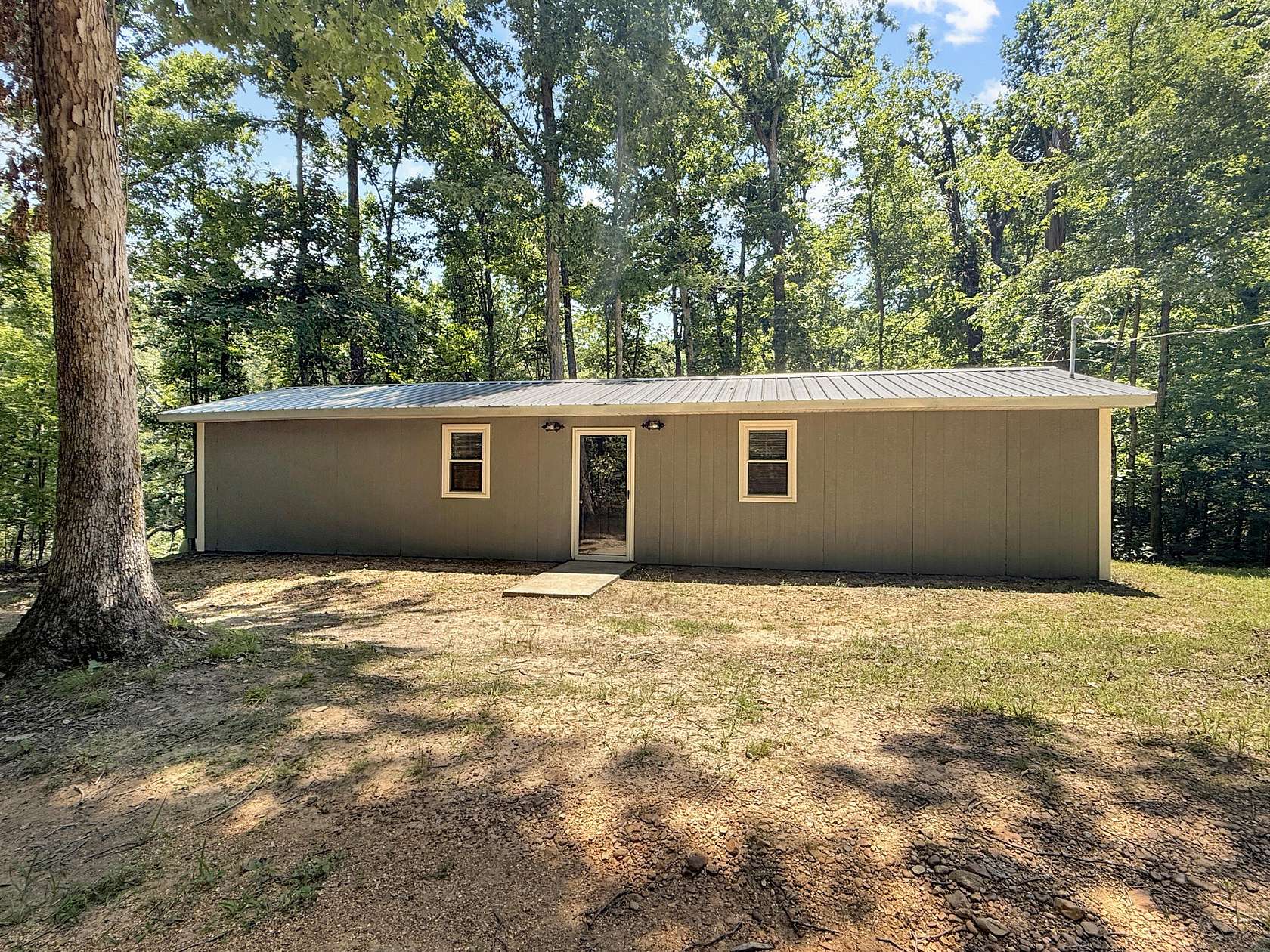 1.75 Acres of Land with Home for Sale in New Concord, Kentucky