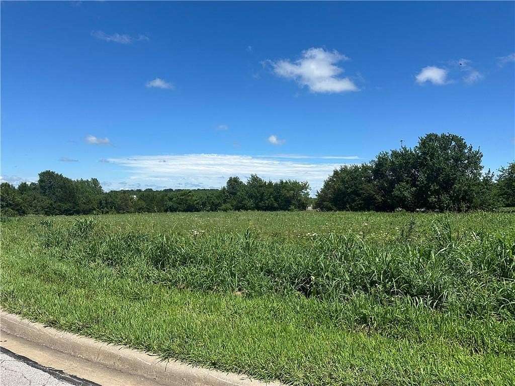 6.36 Acres of Residential Land for Sale in Paola, Kansas