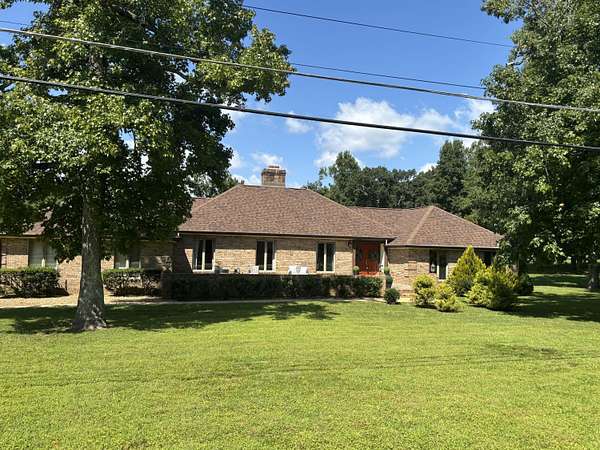 1.75 Acres of Land with Home for Sale in Soddy-Daisy, Tennessee