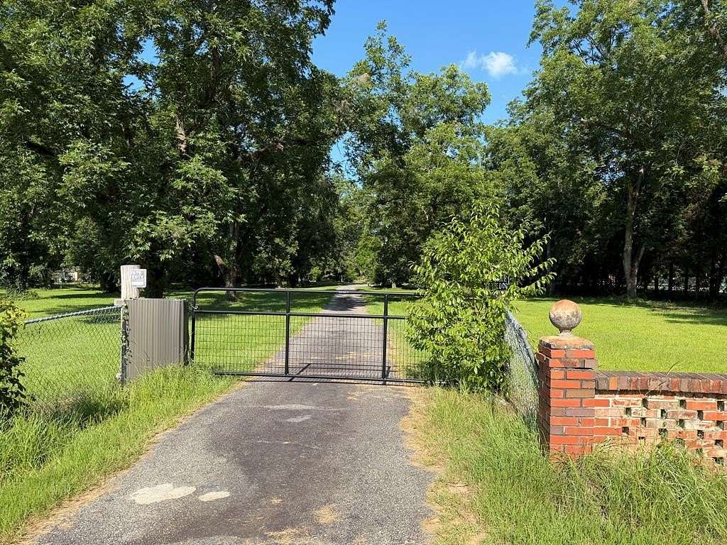 3 Acres of Residential Land for Sale in Albany, Georgia