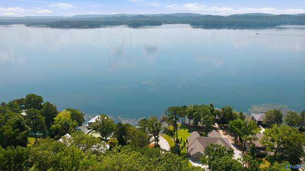0.63 Acres of Land for Sale in Guntersville, Alabama