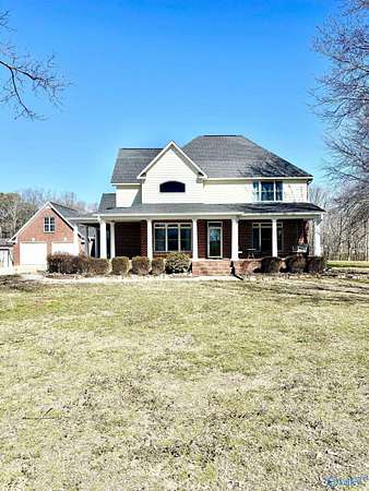 4.73 Acres of Land with Home for Sale in Boaz, Alabama