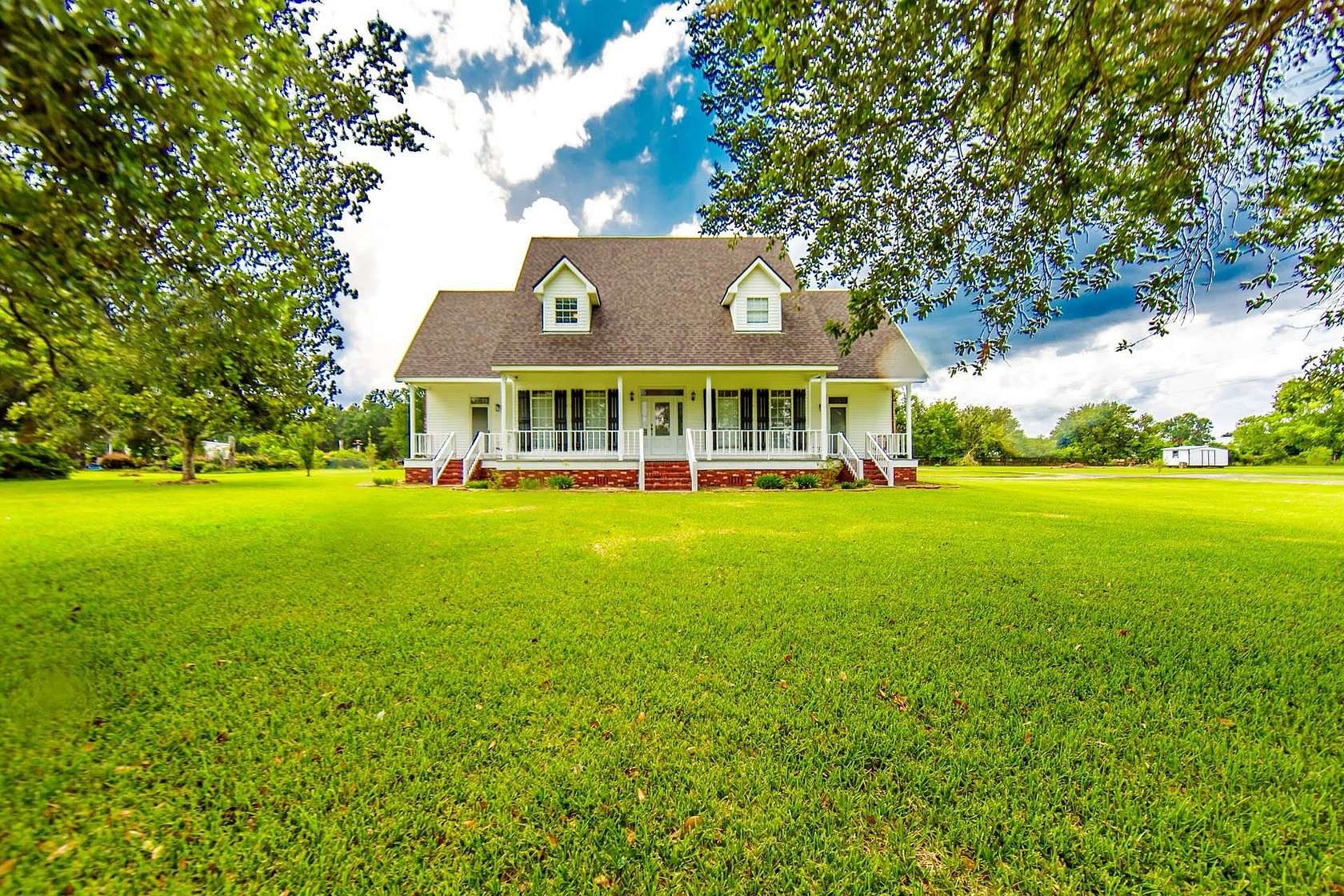 1.5 Acres of Land with Home for Sale in Montegut, Louisiana