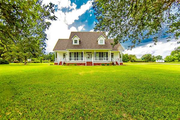 1.5 Acres of Land with Home for Sale in Montegut, Louisiana