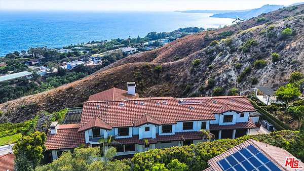 2.12 Acres of Land with Home for Lease in Malibu, California