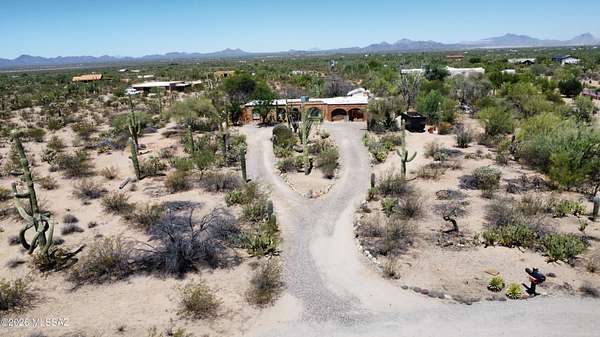 3.25 Acres of Land with Home for Sale in Tucson, Arizona