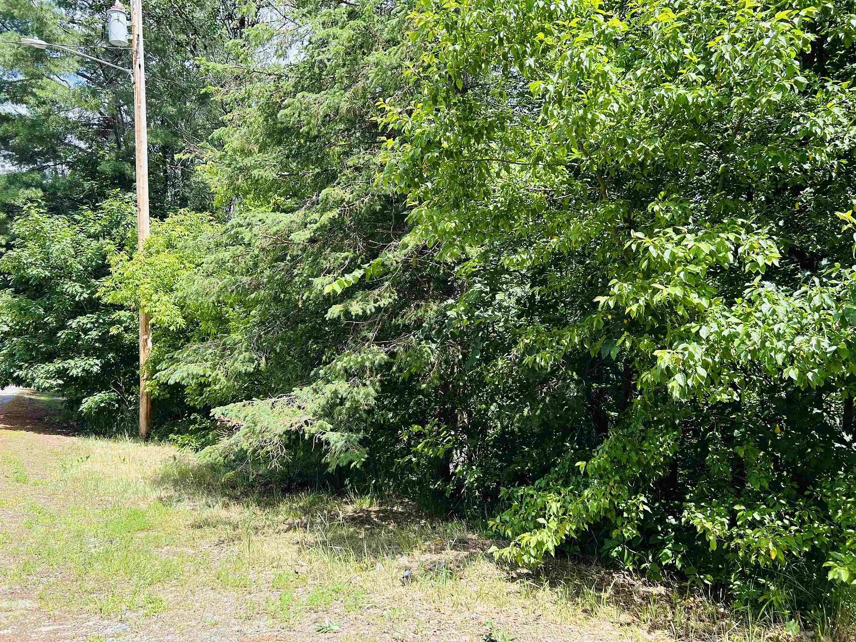 2.7 Acres of Residential Land for Sale in Whitefield, New Hampshire