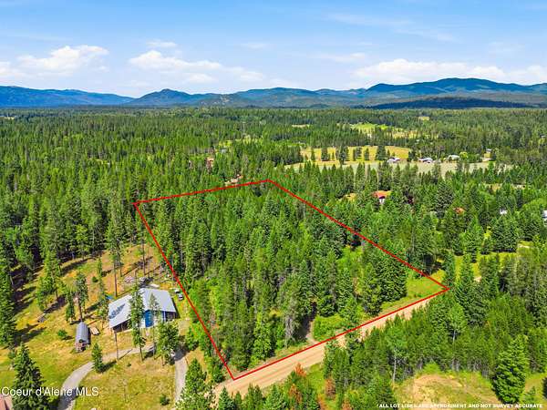 5 Acres of Residential Land for Sale in Sandpoint, Idaho