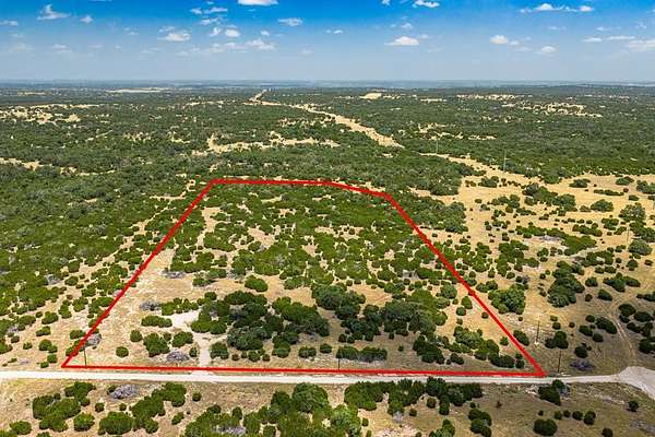 15 Acres of Recreational & Residential Land for Sale in Fredericksburg, Texas
