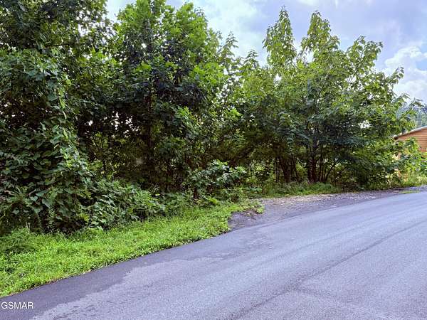 0.5 Acres of Residential Land for Sale in Gatlinburg, Tennessee