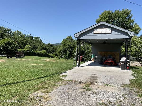 0.41 Acres of Residential Land for Sale in Harriman, Tennessee