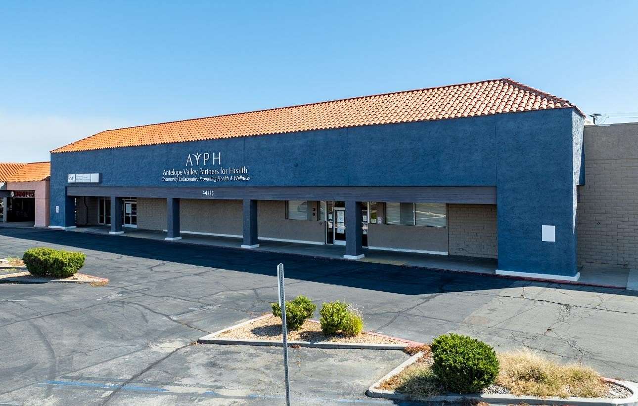 2.2 Acres of Commercial Land for Lease in Lancaster, California