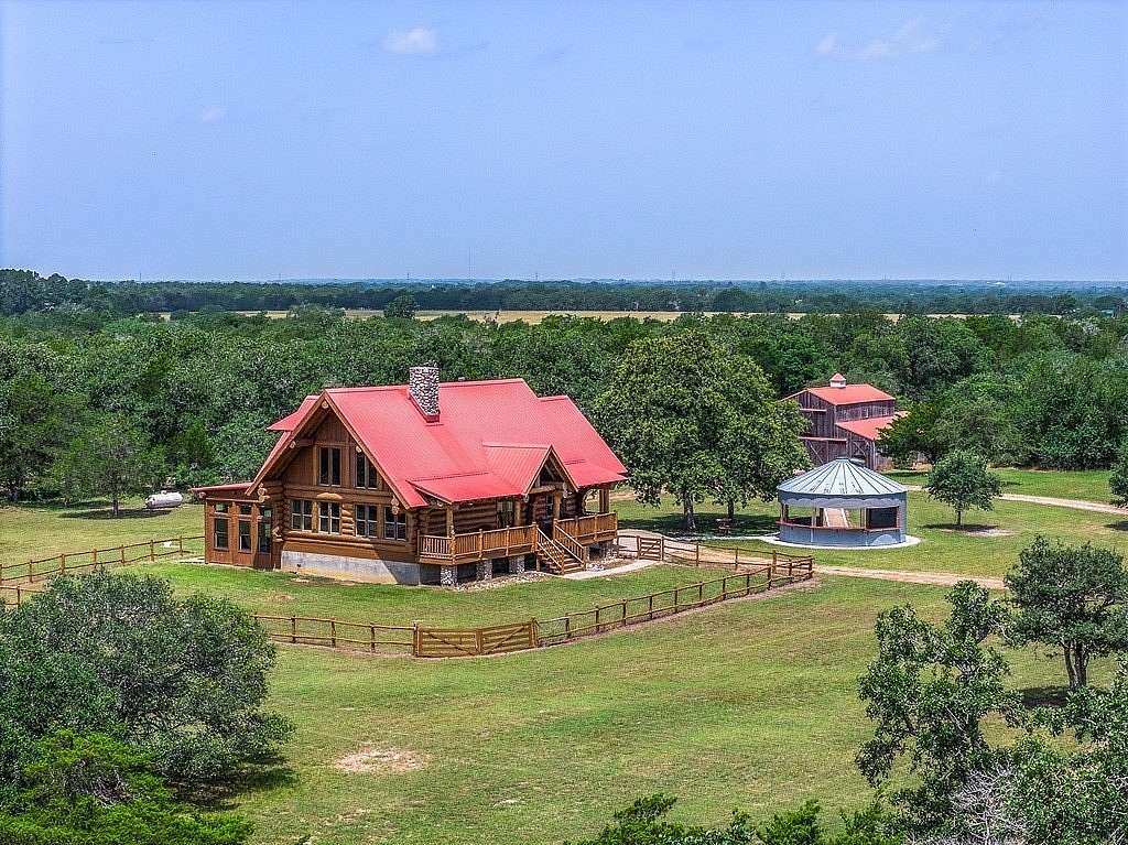 35.3 Acres of Recreational Land with Home for Sale in Fayetteville, Texas