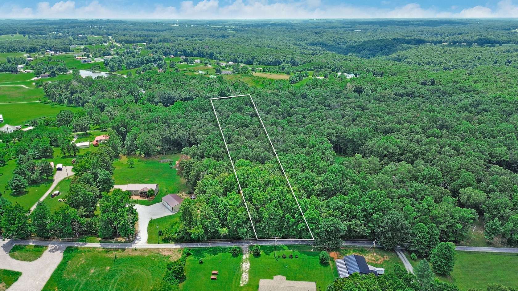 2.82 Acres of Residential Land for Sale in Crossville, Tennessee