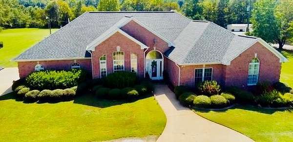 4.7 Acres of Land with Home for Sale in Pontotoc, Mississippi