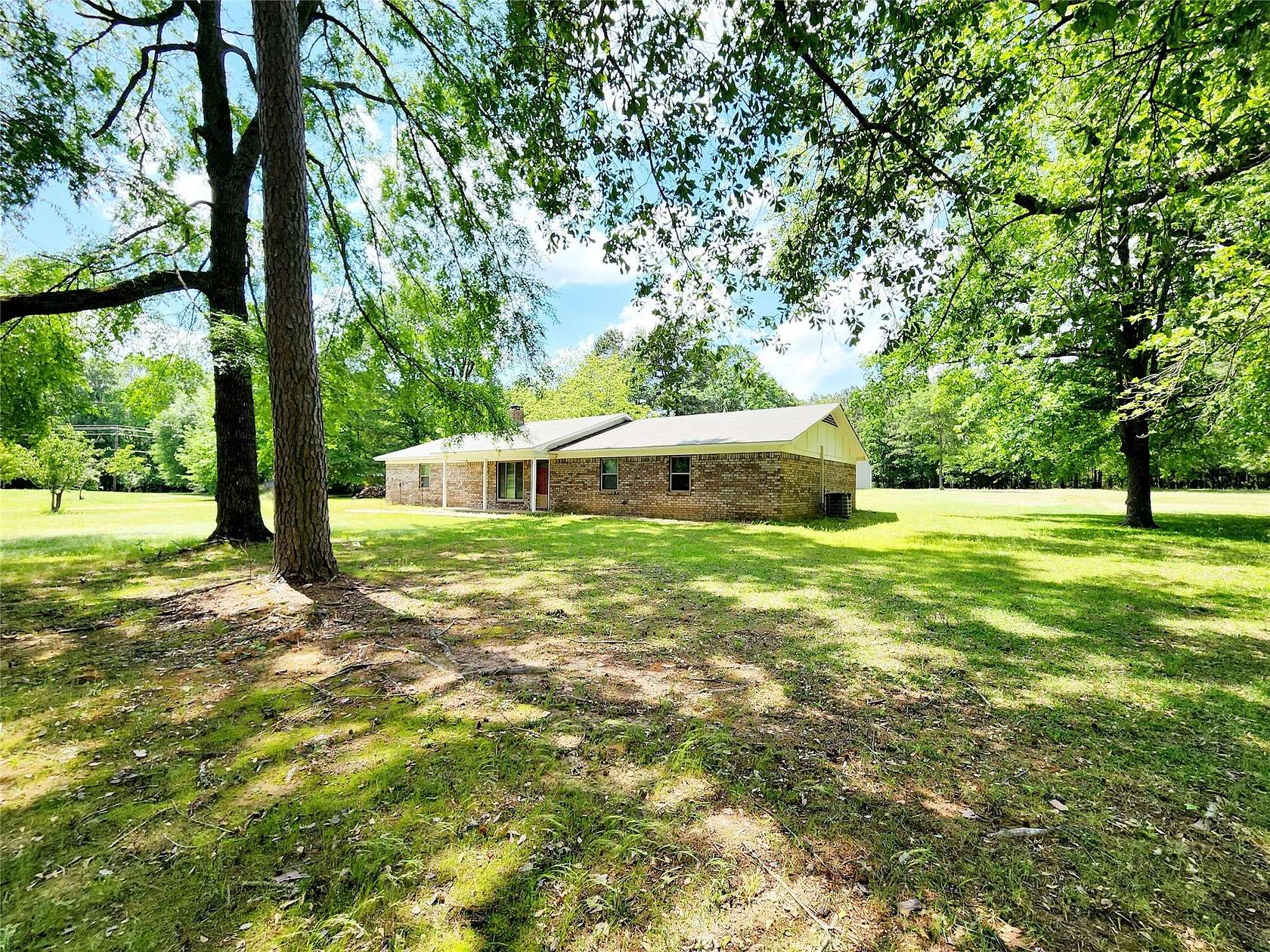 2 Acres of Land with Home for Sale in Texarkana, Texas
