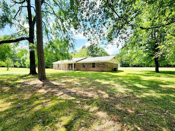 2 Acres of Land with Home for Sale in Texarkana, Texas