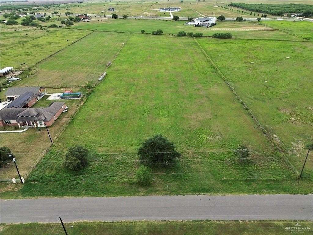 4.7 Acres of Residential Land for Sale in Monte Alto, Texas