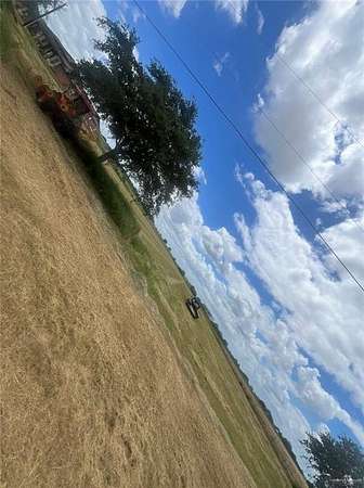 4.7 Acres of Residential Land for Sale in Monte Alto, Texas