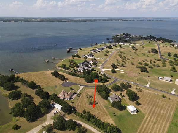 1 Acre of Residential Land for Sale in Streetman, Texas