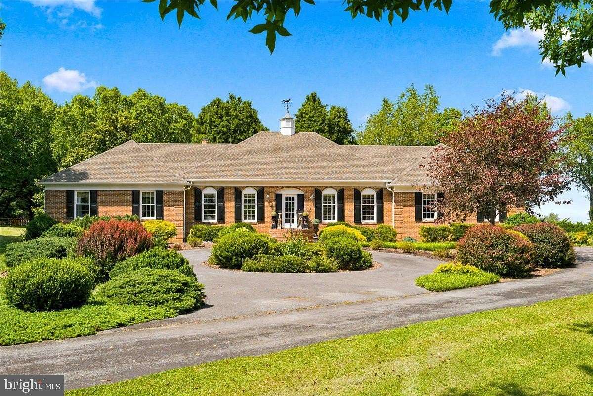 2 Acres of Land with Home for Sale in Front Royal, Virginia