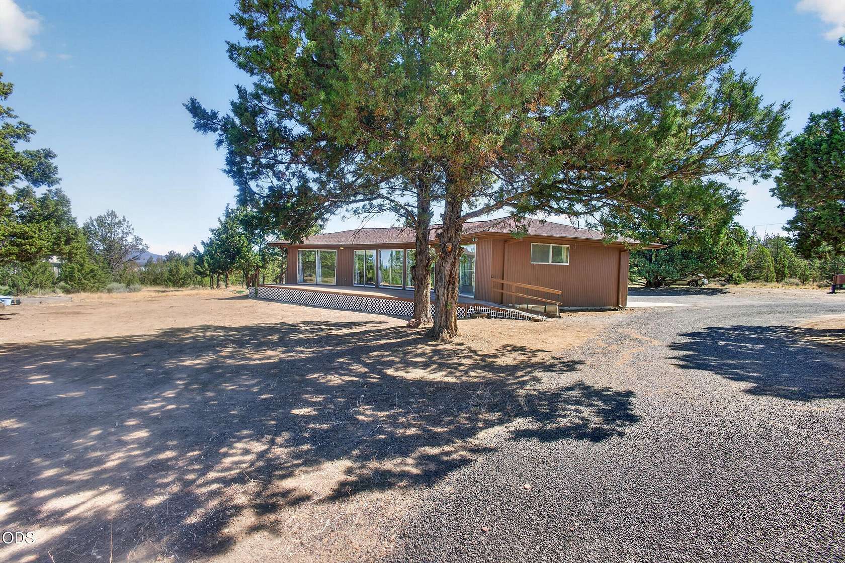 5 Acres of Land with Home for Sale in Powell Butte, Oregon