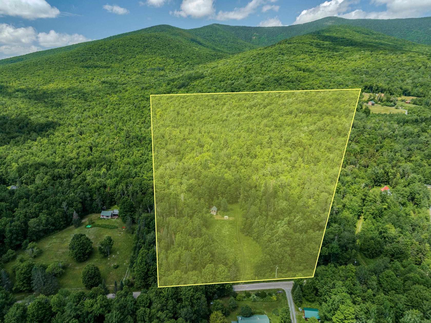 37 Acres of Recreational Land for Sale in Jefferson, New Hampshire