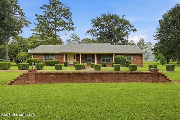 20 Acres of Recreational Land with Home for Sale in Canton, Mississippi