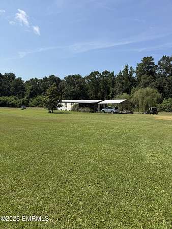 5.1 Acres of Land with Home for Sale in Waynesboro, Mississippi