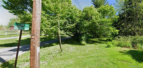 0.93 Acres of Residential Land for Sale in Marlboro, New York