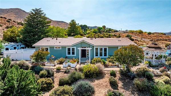 5 Acres of Land with Home for Sale in Acton, California